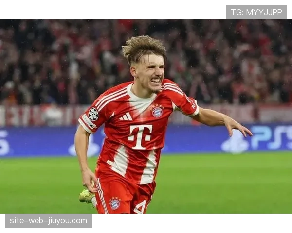 17岁拜仁天才卡尔连续破门 欧冠德甲双响展现魔力 17岁拜仁天才卡尔连续破门 欧冠德甲双响展现魔力